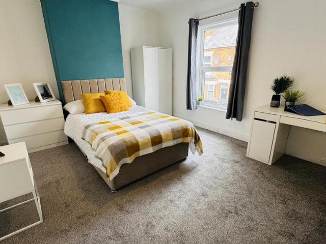 Henshall Street, Chester 1 bed in a house share to rent £672 pcm £155 pw
