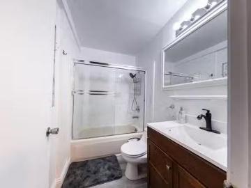San Mateo County, California, USA - Equipped kitchen