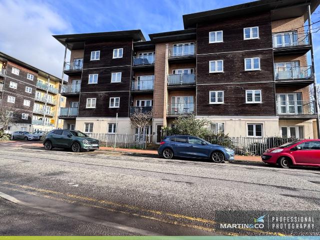 Heol Staughton, Dumballs Road CF10, 1 bed flat to rent, £800 pcm | PrimeLocation