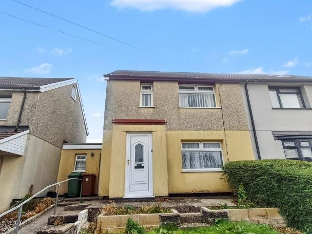 Heol Y Bryn, Fochriw, Bargoed 2 bed semi detached house to rent £675 pcm £156 pw