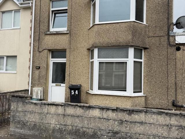 Heol Y Gors, Cwmgors SA18 3 bed semi detached house to rent £850 pcm £196 pw
