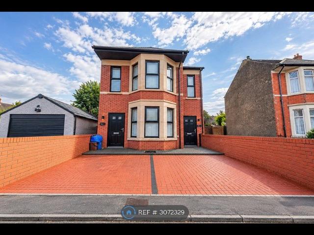 Heath, Cardiff CF14, 1 bed flat to rent, £1,100 pcm | PrimeLocation