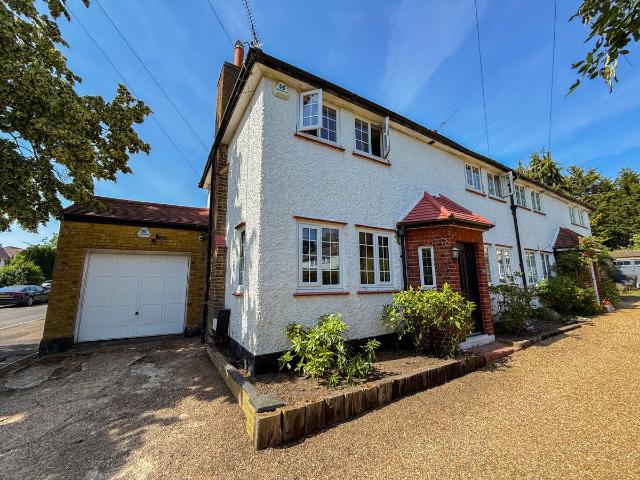 Heath Drive, Potters Bar EN6, 4 bed semi detached house to rent, £3,100 pcm | PrimeLocation