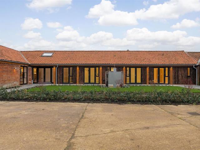 Heath Road, Hockering NR20, 4 bed barn conversion to rent, £2,500 pcm | PrimeLocation