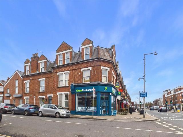Heath Road, Twickenham TW1, 1 bed flat to rent, £1,550 pcm | PrimeLocation