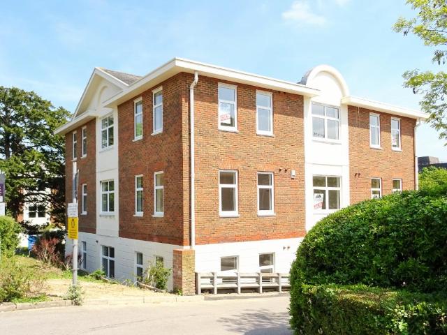 Heath Square, Boltro Road, Haywards. 1 bed flat to rent £1,250 pcm £288 pw