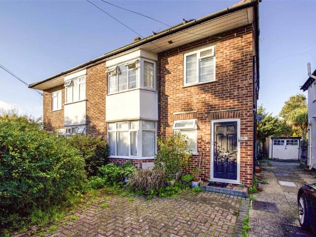 Heatham Park, London, TW2 7SF, United Kingdom | 2 bed apartment for rent #139269890 | Rentberry