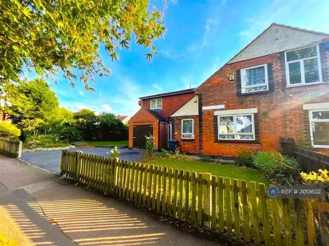 Heathcott Road, Leicester, LE2 4 bed semi detached house to rent £1,650 pcm £381 pw