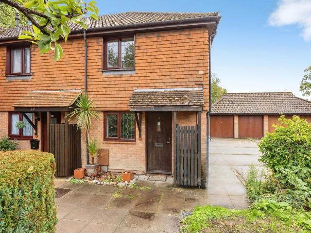 Heather Mead, Frimley, Camberley GU16, 2 bed semi detached house to rent, £1,500 pcm | PrimeLocation