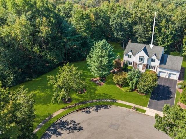 Heather Dr, Manalapan, Home For Sale