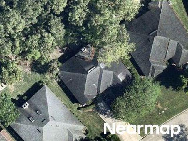 Heather Glen Dr N