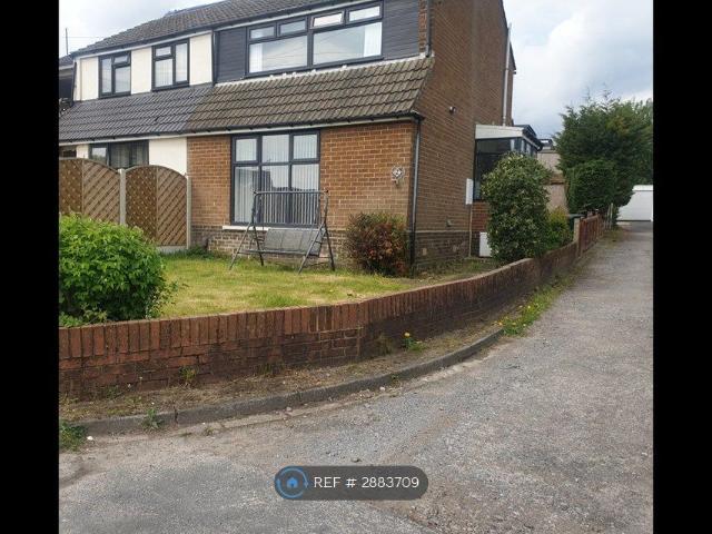 Heather Grove, Bradford BD9, 3 bed semi detached house to rent, £1,000 pcm | PrimeLocation