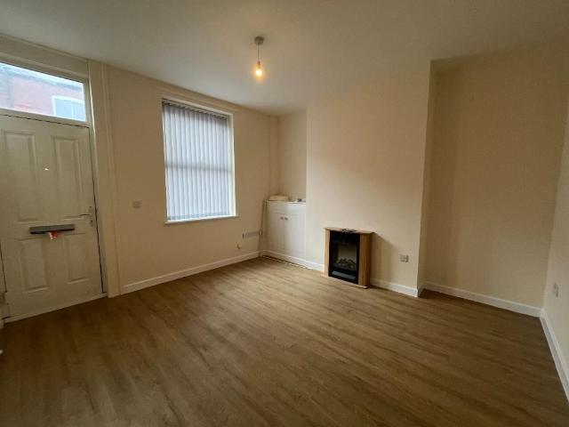 Heather Street, Clayton, Manchester M11, 2 bed terraced house to rent, £950 pcm | PrimeLocation
