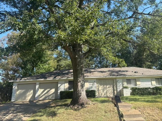 Heatherwood Dr
