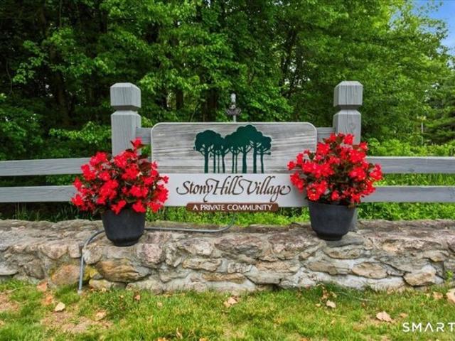 Heatherwood Dr Unit,brookfield, Condo For Sale