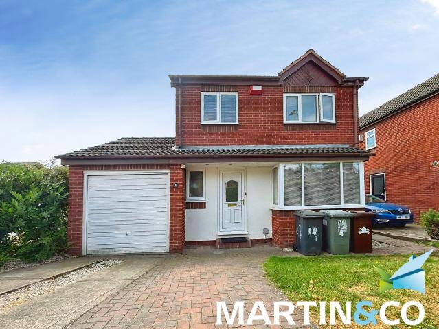 Heathfield Close, Tingley WF3, 3 bed detached house to rent, £1,595 pcm | PrimeLocation