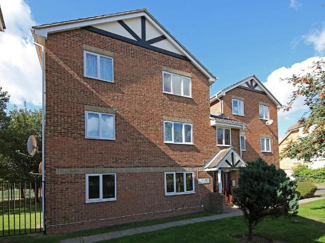 Heathfield Drive, Mitcham CR4, 1 bed flat to rent, £1,250 pcm | PrimeLocation