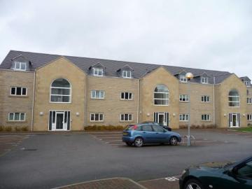 Heathfield Grange, Elland Lane, Elland HX5, 2 bed flat to rent, £825 pcm | PrimeLocation