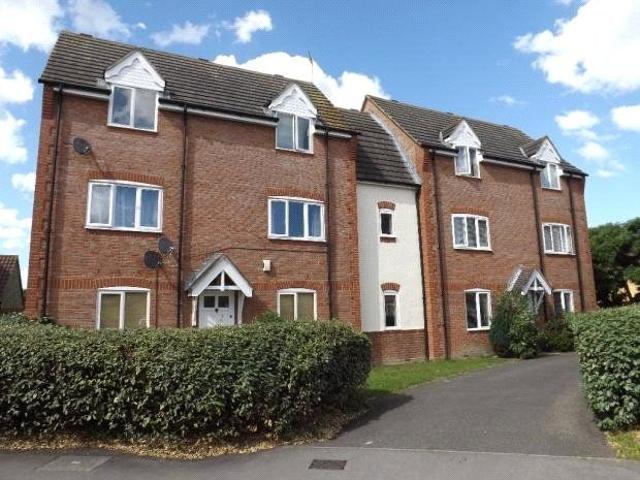 Heathfield Park Drive, Chadwell Heath, Romford, Essex RM6, 2 bed flat to rent, £1,500 pcm | PrimeLocation