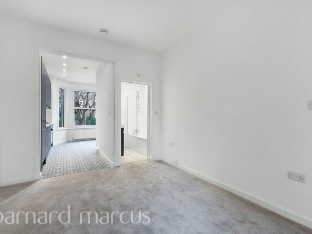 Heathfield Road, Croydon CR0, 1 bed flat to rent, £1,350 pcm | PrimeLocation