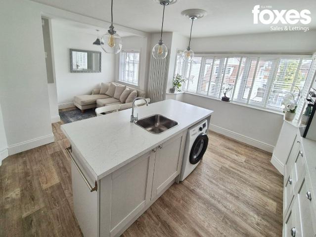 Heathwood Road, Bournemouth, Dorset BH9, 2 bed flat to rent, £1,300 pcm | PrimeLocation