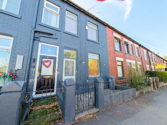Heaton Park Road, Moston, Manchester, M9 3 bed terraced house to rent £1,350 pcm £312 pw