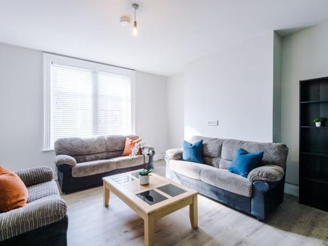 Heaton Park Road, Newcastle NE6, 7 bed terraced house to rent, £576 pppm | PrimeLocation