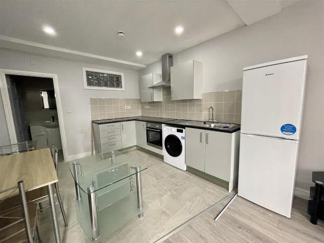 Heaton Road, Newcastle Upon Tyne NE6, 2 bed shared accommodation to rent, £1,095 pcm | PrimeLocation