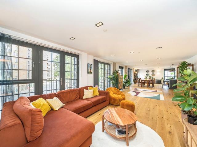 Heaton Road, Peckham SE15, 2 bed flat to rent, £3,500 pcm | PrimeLocation