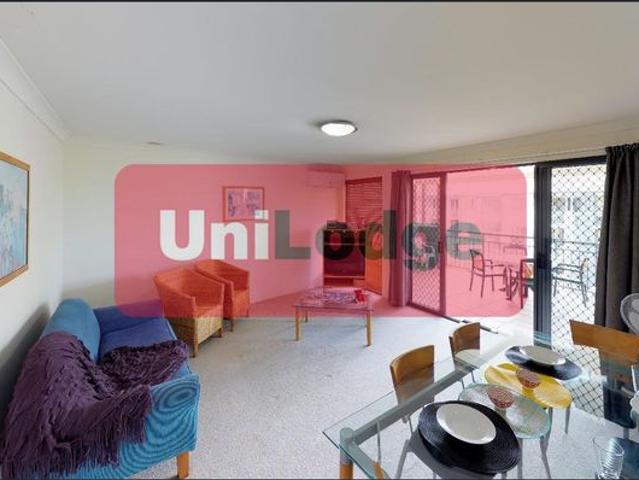Heavily Discounted! Fully furnished 3 bedroom, next to UQ