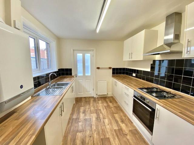 Heavitree, Exeter EX1, 3 bed terraced house to rent, £1,500 pcm | PrimeLocation