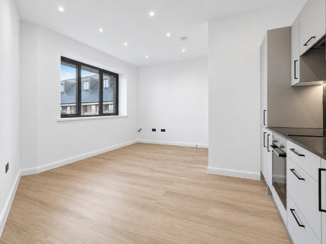 Headgate, Colchester CO3, 1 bed flat to rent, £1,050 pcm | PrimeLocation