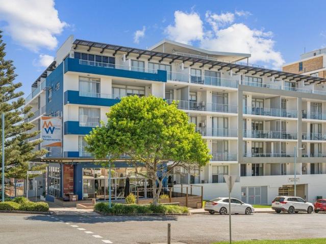 Heading CBD Apartment with River & Mountain Views Exceptional Returns