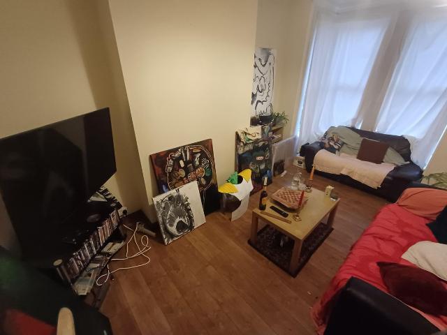 Headingley Mount, Headingley LS6, 4 bed shared accommodation to rent, £1,564 pcm | PrimeLocation