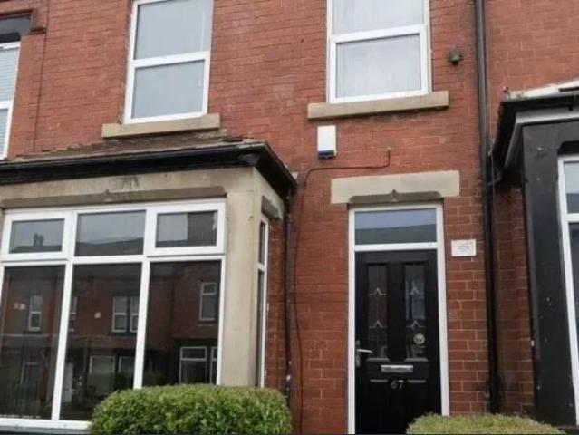 Headingley Avenue, Leeds LS6, 5 bed property to rent, £2,690 pcm | PrimeLocation