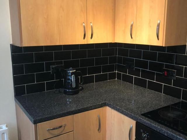 Headingley Avenue, Leeds LS6, 6 bed semi detached house to rent, £2,280 pcm | PrimeLocation