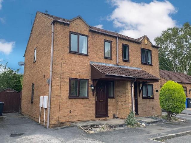Headingley Court, Derby DE23 2 bed semi detached house to rent £925 pcm £213 pw