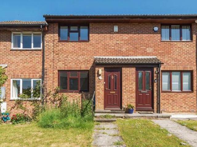 Headington, Hengrove Close, Oxford, 2 Bedroom Terraced