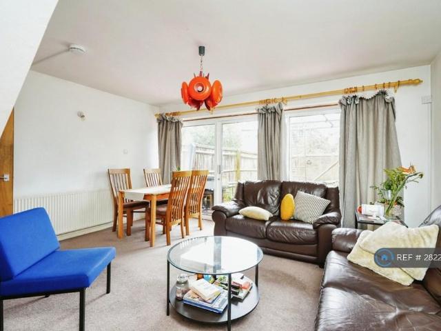 Headington Road, Headington, Oxford, OX3 5 bed terraced house to rent £3,724 pcm £859 pw