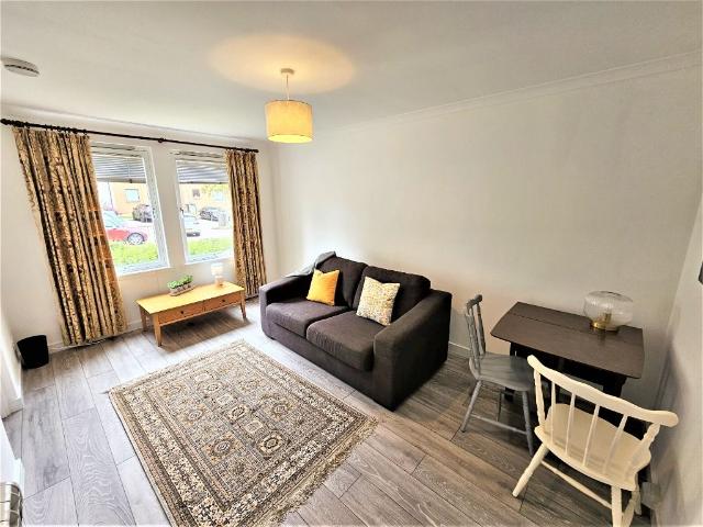 Headland Court, Mannofield, Aberdeen AB10, 2 bed flat to rent, £750 pcm | PrimeLocation