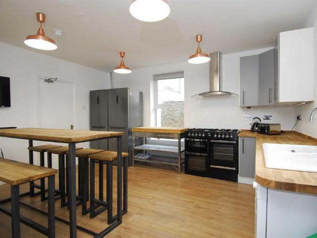 Headland Park, Plymouth PL4 7 bed house share to rent £563 pcm £130 pw