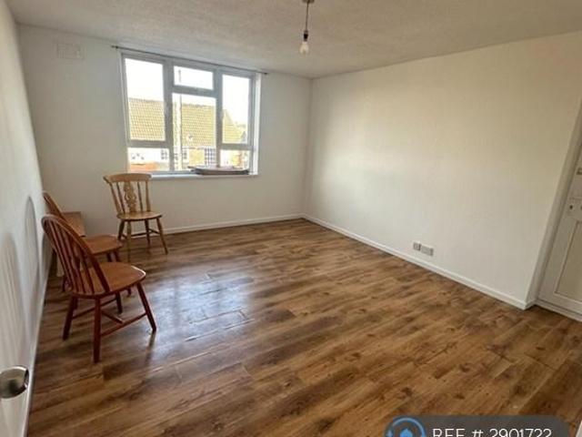Headley Park, Bristol, BS13 3 bed flat to rent £1,500 pcm £346 pw
