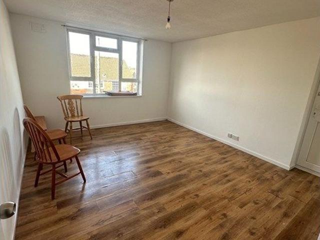 Headley Park, Bristol BS13, 3 bed flat to rent, £1,500 pcm | PrimeLocation