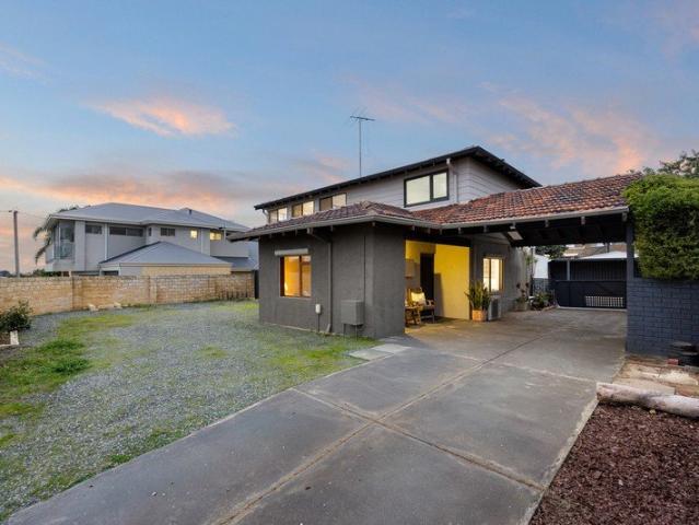 Headline: Why: Because sought after positioning meets carefree living in this dual level coastal abode