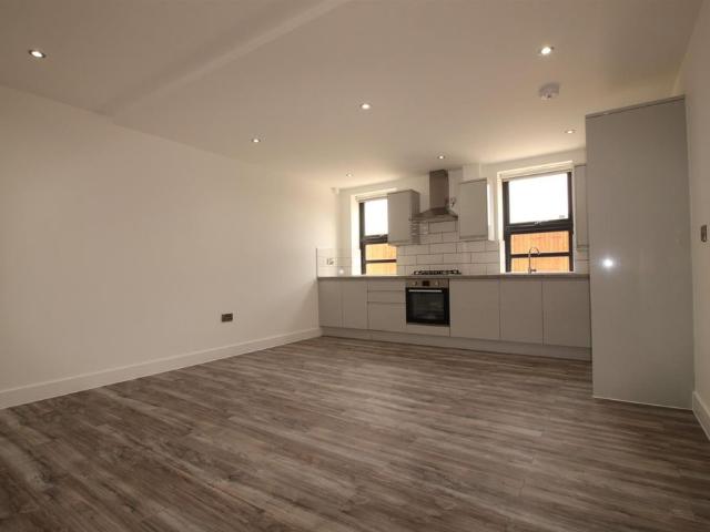 Headstone Road, Harrow HA1