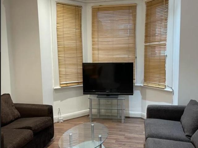 Headstone Road, Harrow HA1, 2 bed terraced house to rent, £1,800 pcm | PrimeLocation