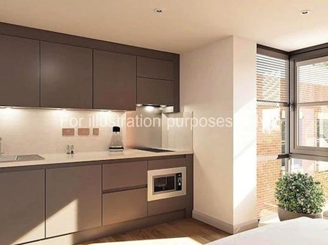 Headrow Court Sky Light Studio / Sky Light Plus Studio