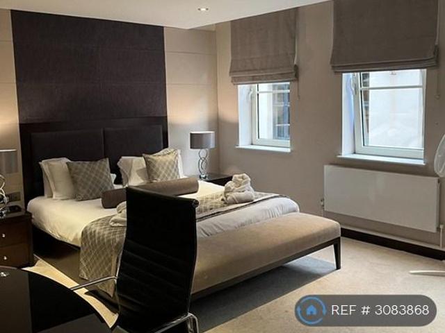 Headrow Residence, Leeds, LS1 1 bed flat to rent £1,199 pcm £277 pw