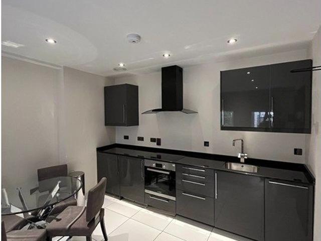 Headrow Residence, Leeds LS1, 2 bed flat to rent, £1,700 pcm | PrimeLocation