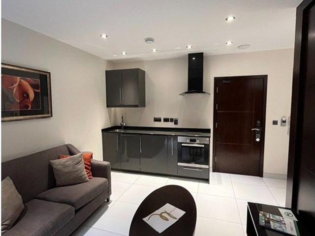 Headrow Residence, Leeds LS1, Studio to rent, £975 pcm | PrimeLocation